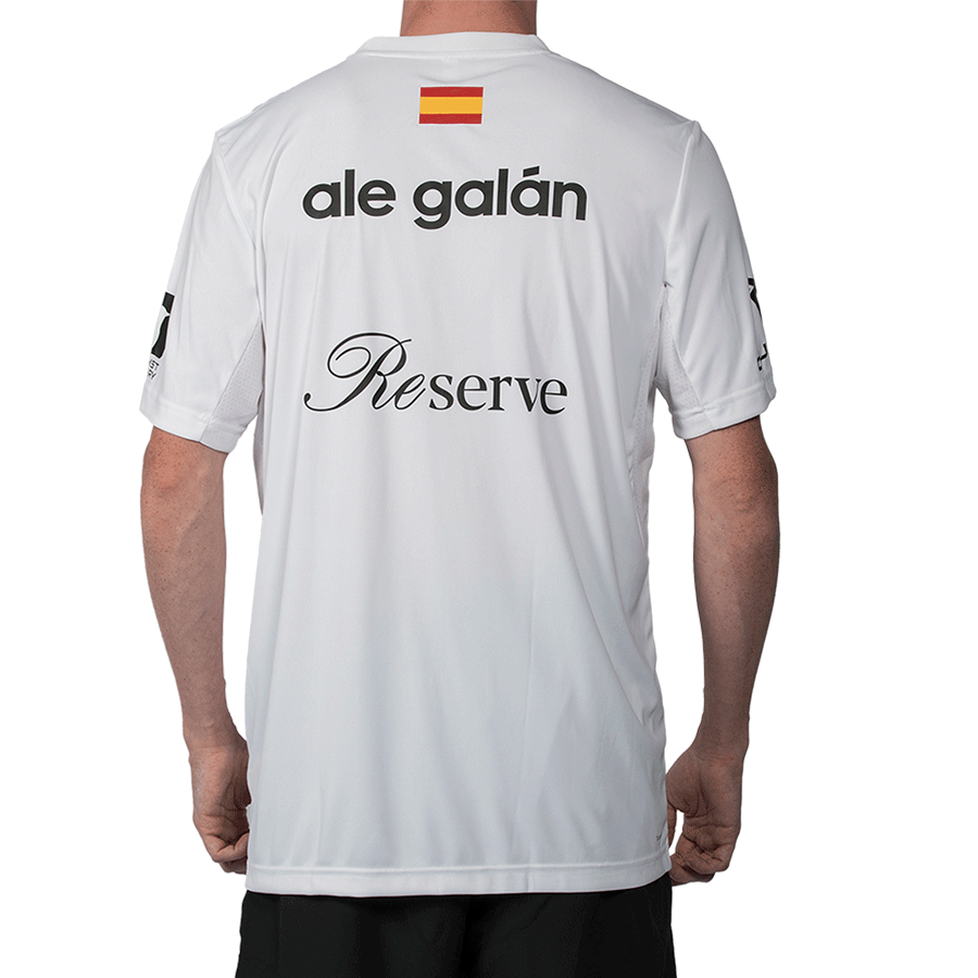 Ale Galan in actie met de Adidas Ale Galan Tee